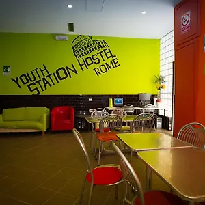 Hostal Youth Station