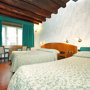 Hotel Corot, Rom
